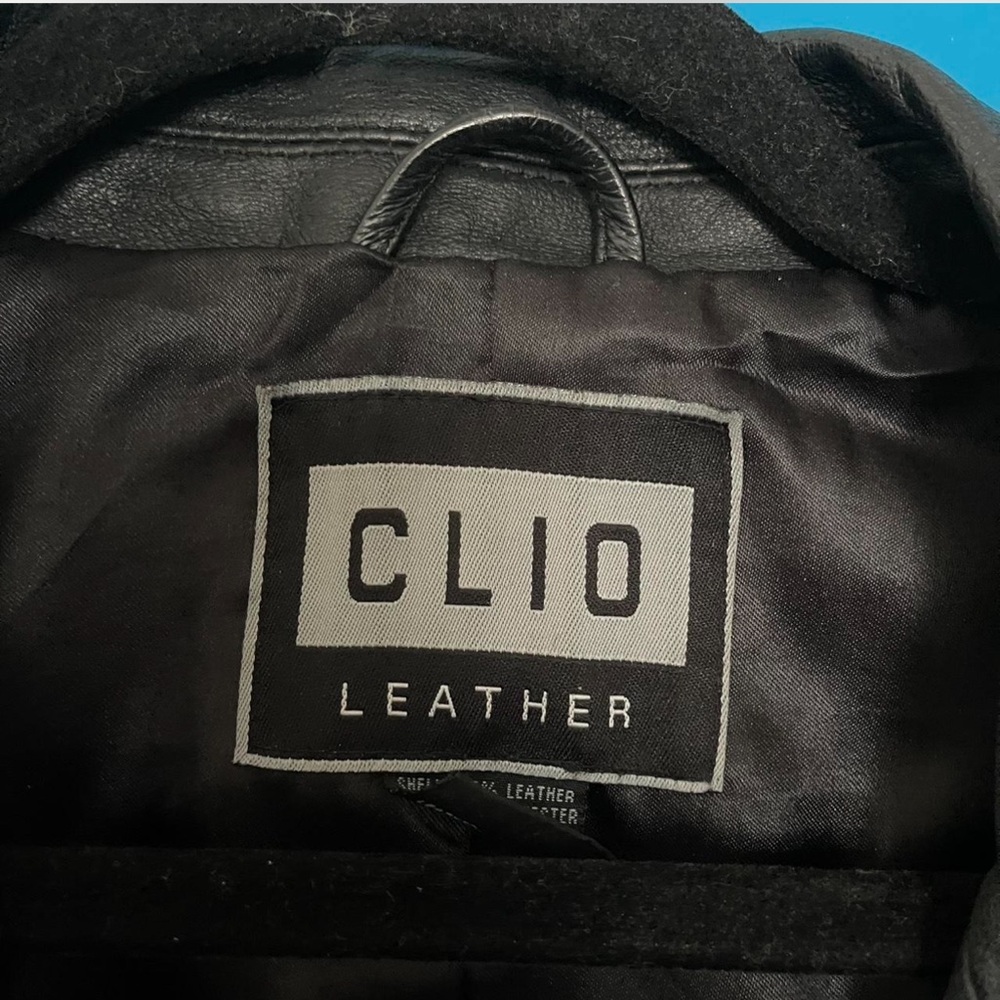 Gorgeous Oversized Leather Jacket - image 5